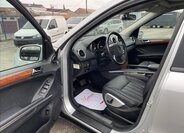 Mercedes-Benz Třídy M SUV / Terénní 3,5 l 200 kw