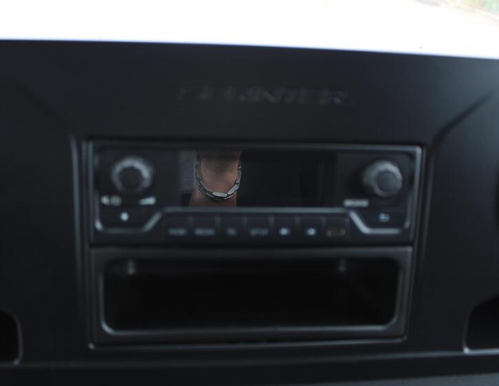 Mercedes-Benz Sprinter 11