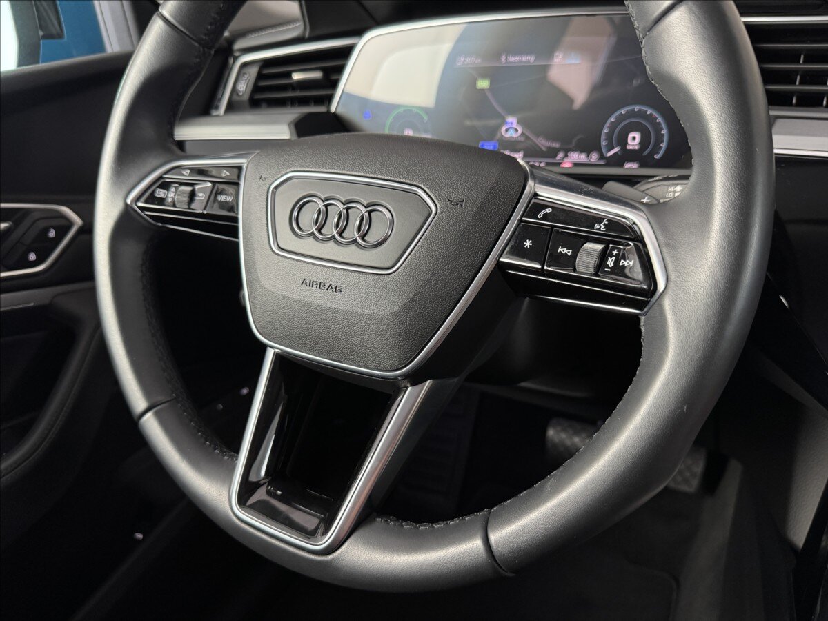 Audi e-tron SUV 0,0 300 kw