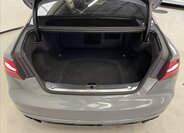 Audi S8 Sedan 4,0 l 445 kw