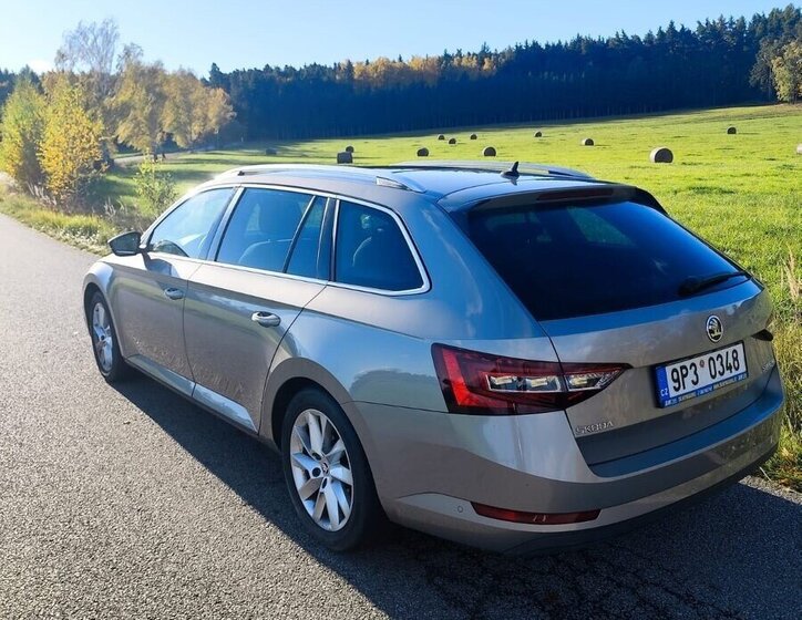 Škoda Superb Kombi 0,0 0