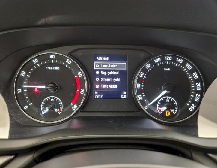 Škoda Octavia Sedan / Limuzína 1,5 l 110 kw