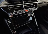 Peugeot 2008 SUV / Terénní 1,2 l 74 kw