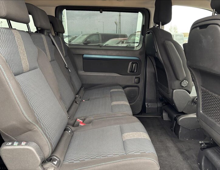 Peugeot Traveller Kombi 2,0 l 110 kw