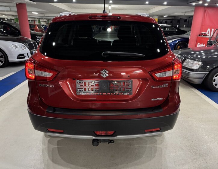 Suzuki SX4 S-Cross 5