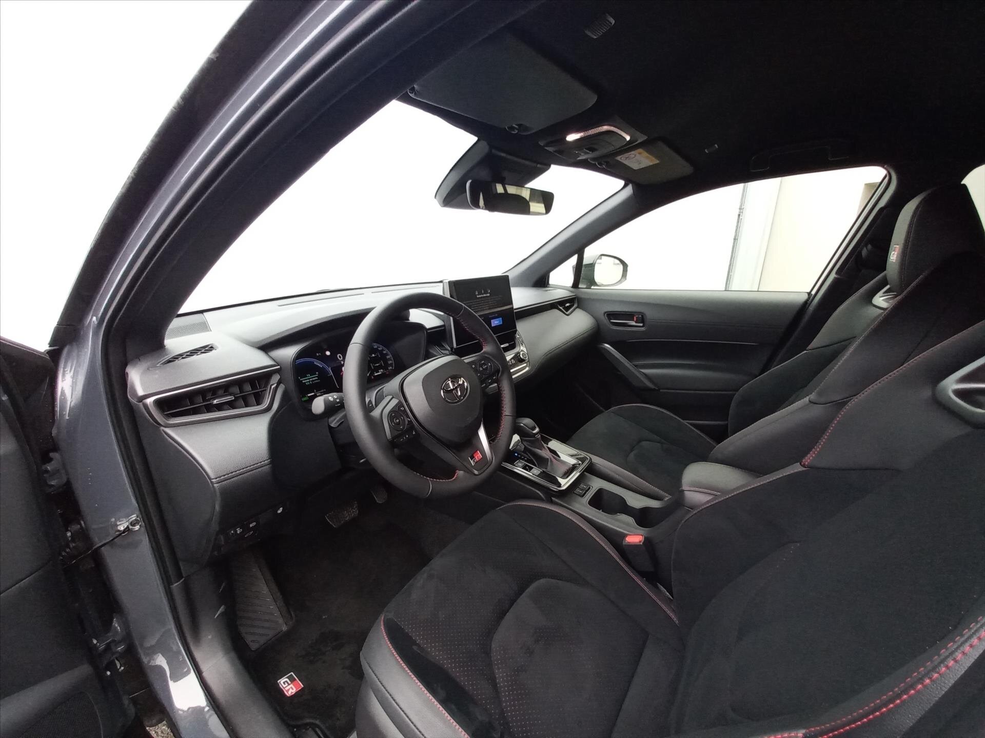 Toyota Corolla Cross CUV / Crossover 2,0 l 98 kw