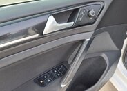 Volkswagen Golf Kombi 1,6 l 77 kw