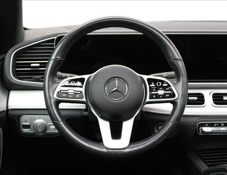 Mercedes-Benz GLE 18