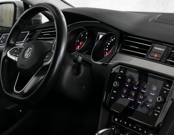 Volkswagen Passat 12