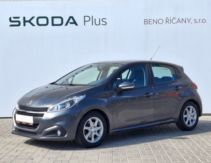Peugeot 208 Hatchback 1,2 l 60 kw