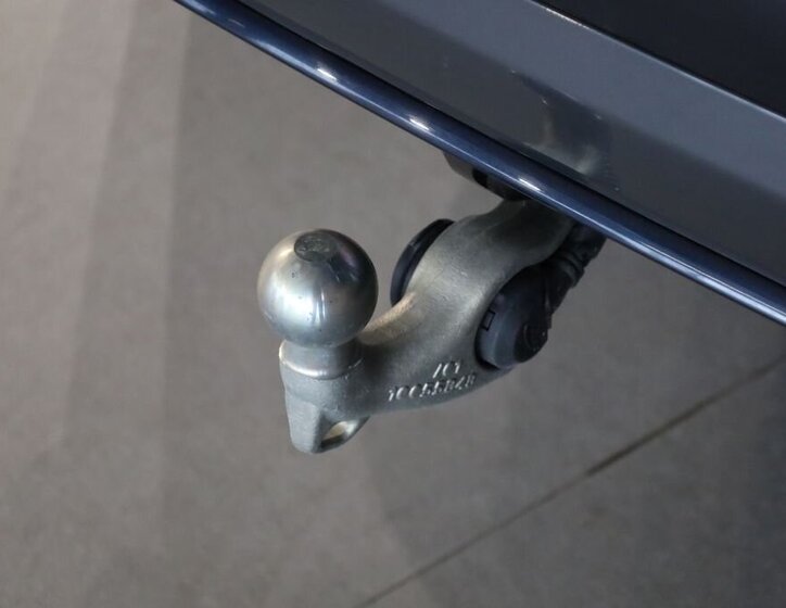 BMW X7 SUV / Terénní 3,0 l 259 kw