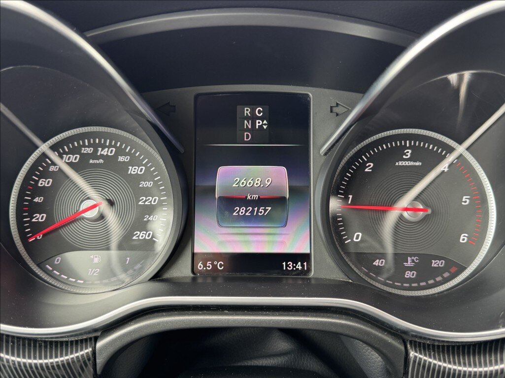 Mercedes-Benz Třídy V Kombi 2,1 l 120 kw