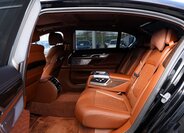 BMW Řada 7 Sedan / Limuzína 6,6 l 430 kw