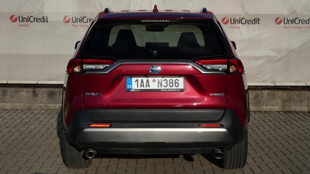 Toyota RAV4 SUV / Terénní 2,5 l 131 kw