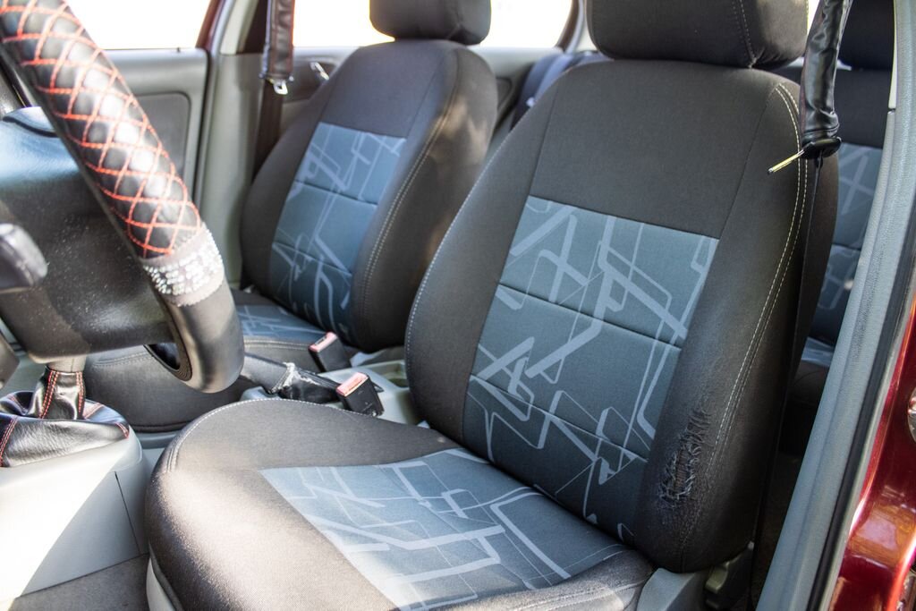 Škoda Octavia Sedan / Limuzína 1,6 l 55 kw