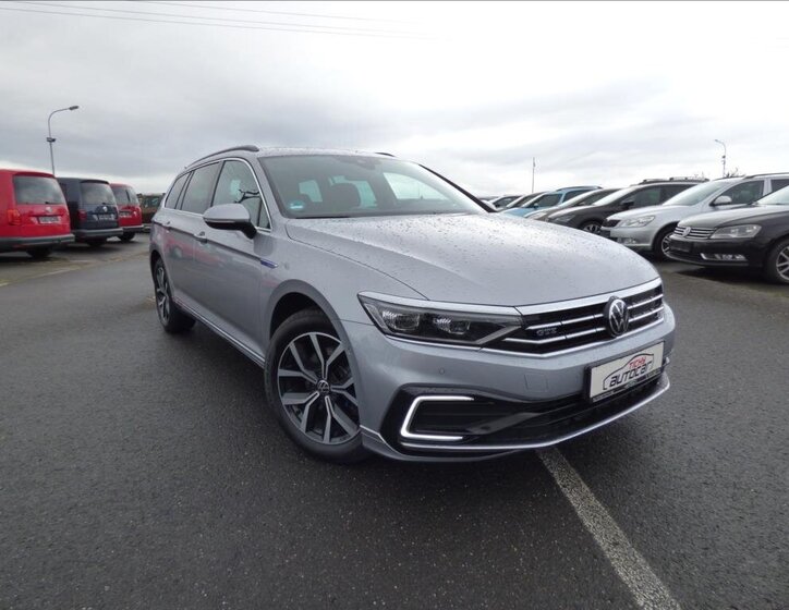 Volkswagen Passat Kombi 1,4 l 115 kw