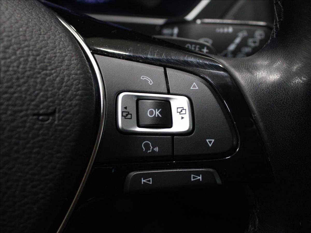 Volkswagen Tiguan SUV / Terénní 2,0 l 110 kw