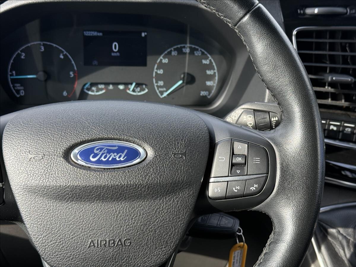 Ford Tourneo Custom MPV 2,0 l 136 kw