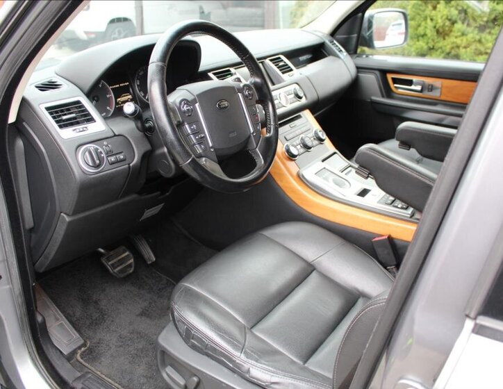 Land Rover Range Rover Sport SUV / Terénní 3,0 l 188 kw