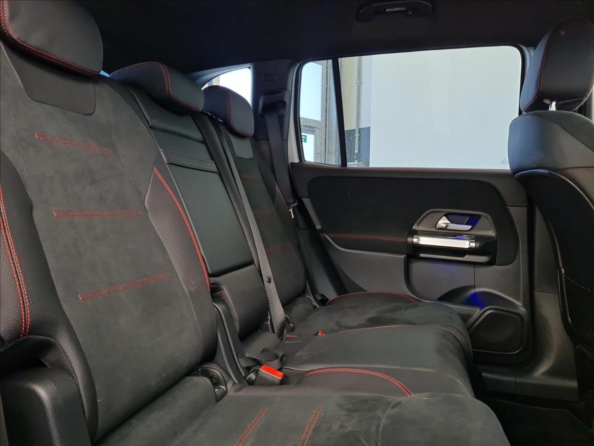 Mercedes-Benz GLB SUV 1,3 l 120 kw