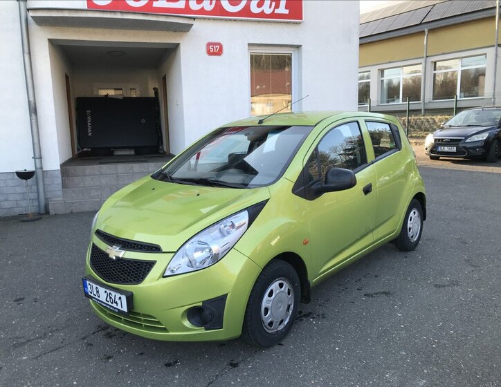 Chevrolet Spark Hatchback 995,0 50 kw
