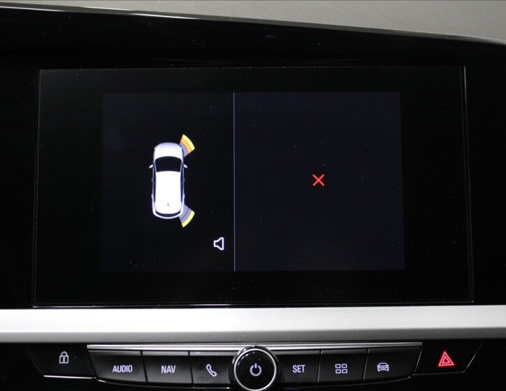 Opel Grandland SUV 1,2 l 96 kw