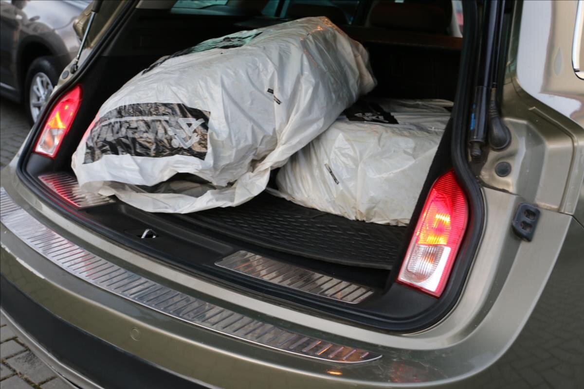 Opel Insignia Kombi 2,0 l 143 kw