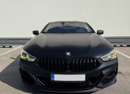 BMW M8 Kupé 4,4 l 390 kw