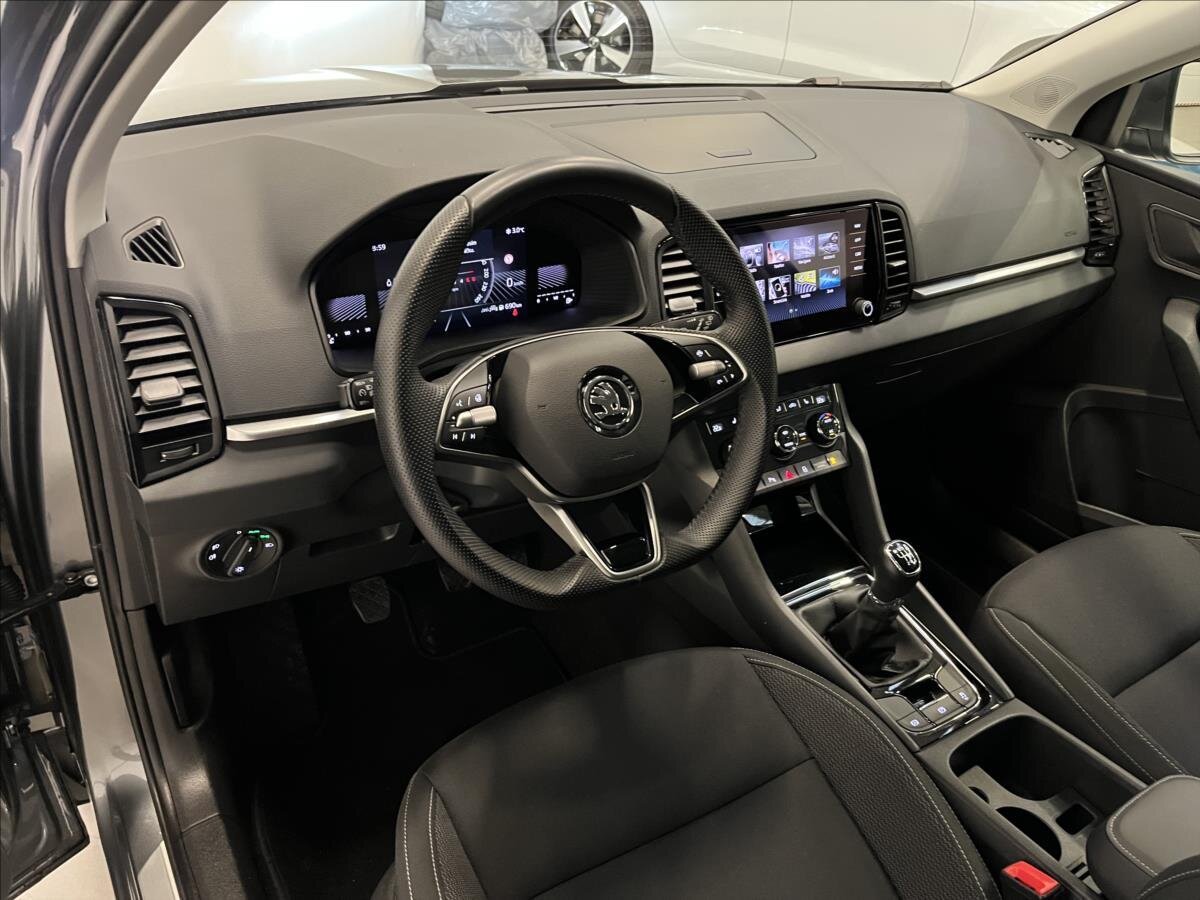 Škoda Karoq SUV 1,5 l 110 kw
