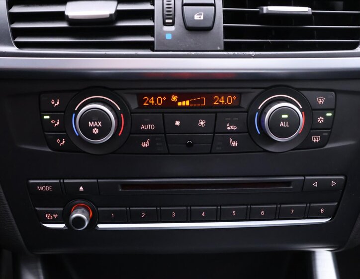 BMW X3 SUV 2,0 l 135 kw