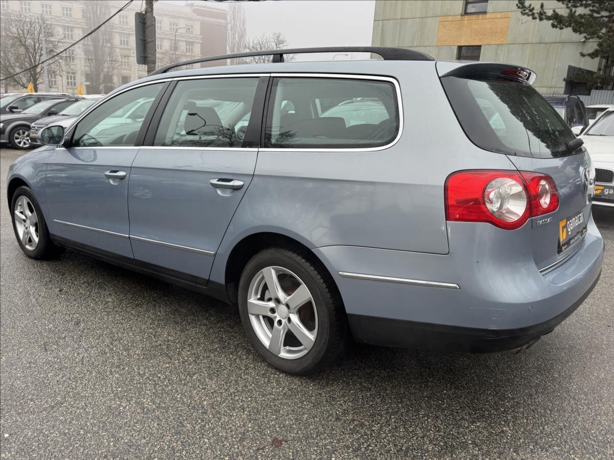 Volkswagen Passat Kombi 2,0 l 103 kw