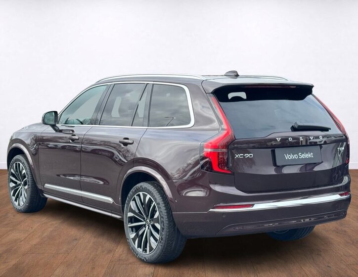 Volvo XC90 SUV / Terénní 2,0 l 335 kw