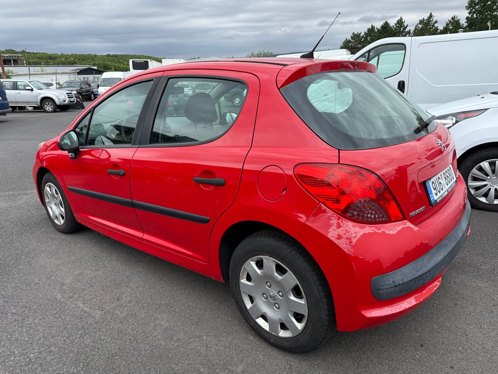 Peugeot 207
