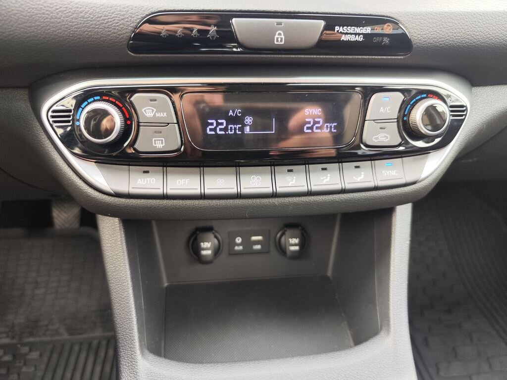 Hyundai i30 Liftback 1,4 l 103 kw