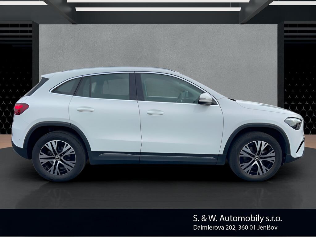 Mercedes-Benz GLA SUV / Terénní 2,0 l 110 kw