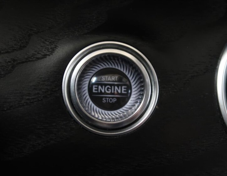 Mercedes-Benz Třídy E Kombi 2,0 l 135 kw