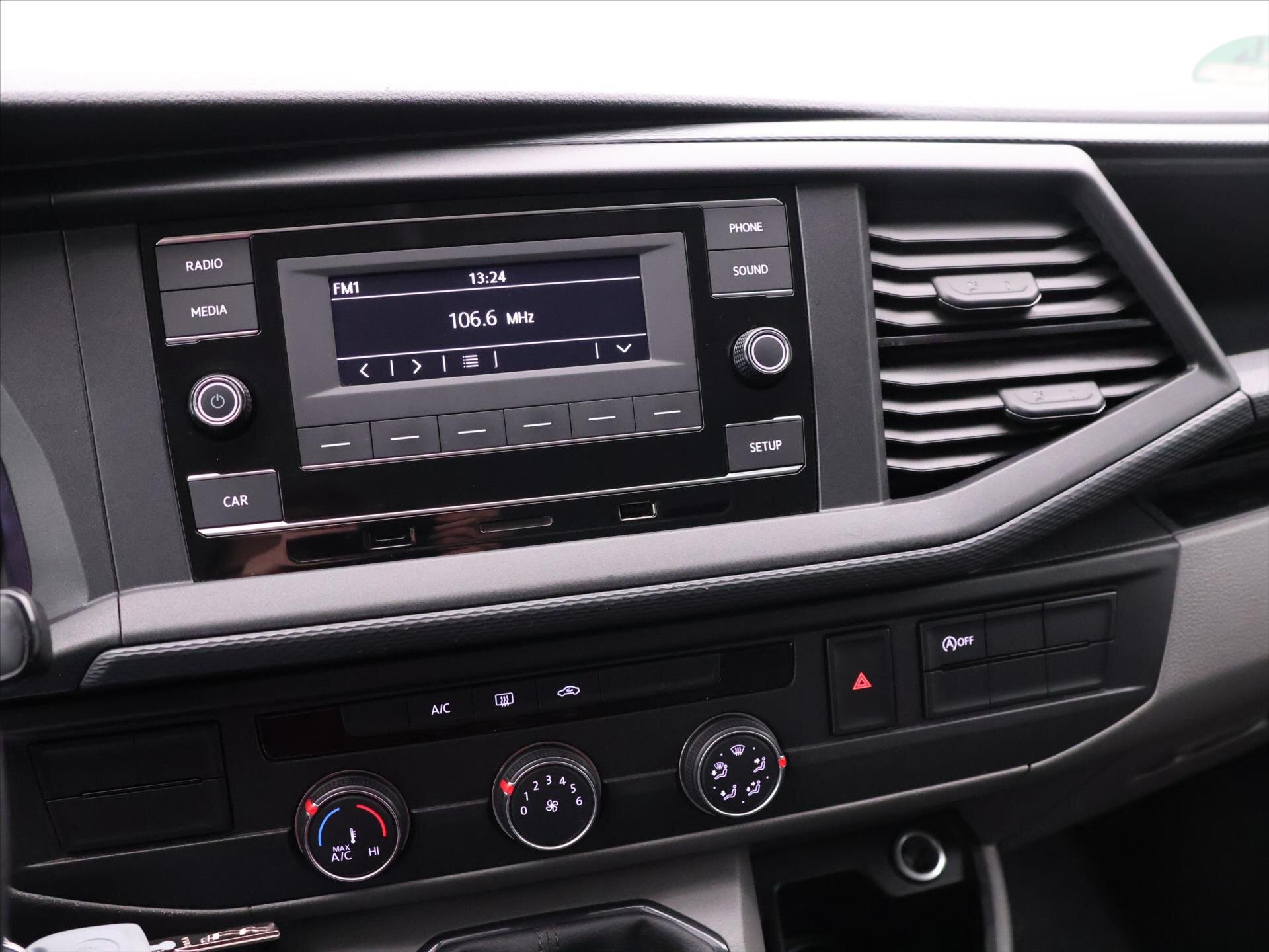 Volkswagen Transporter Kombi 2,0 l 81 kw