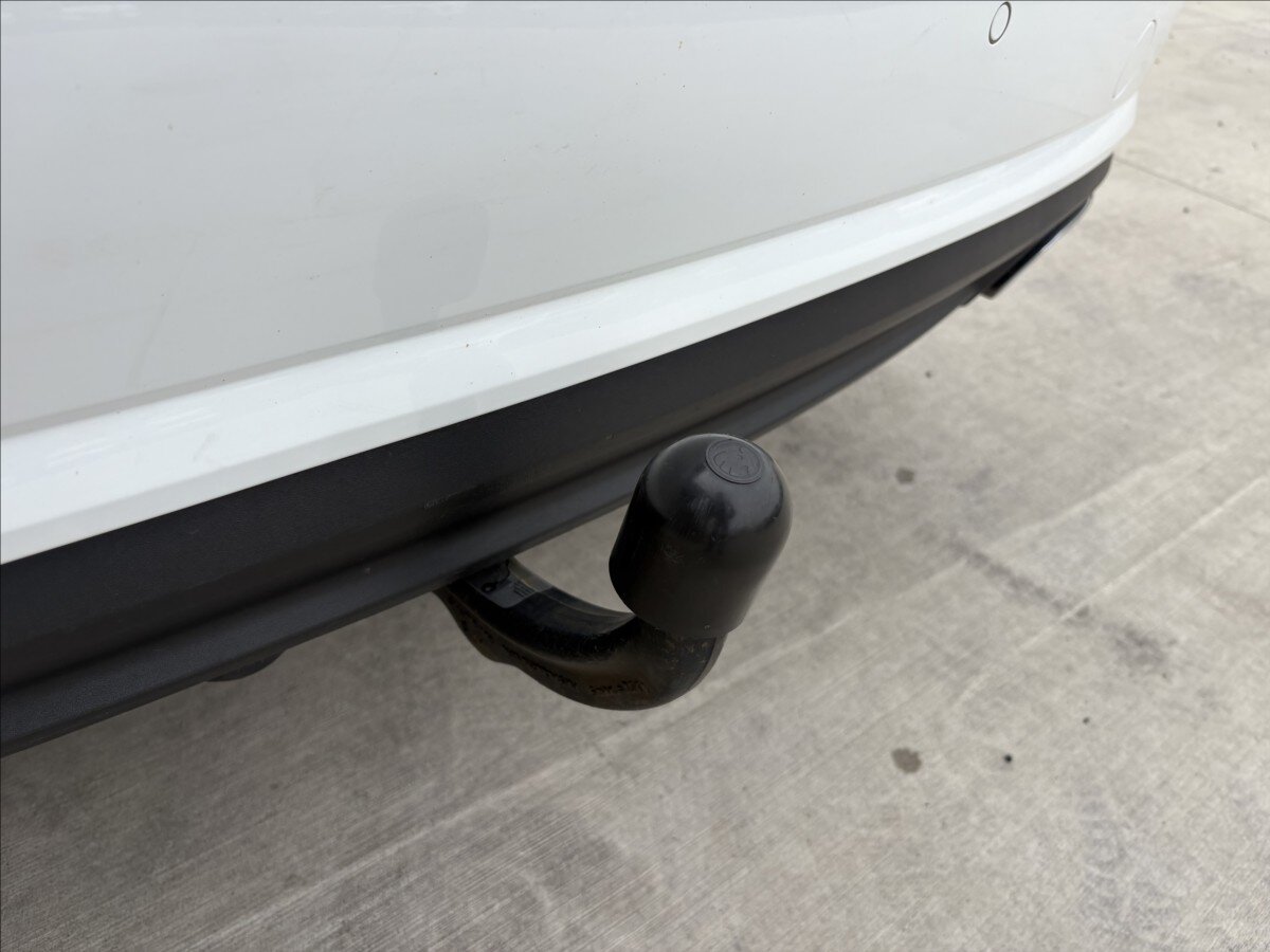 Audi A6 Sedan / Limuzína 3,0 l 160 kw