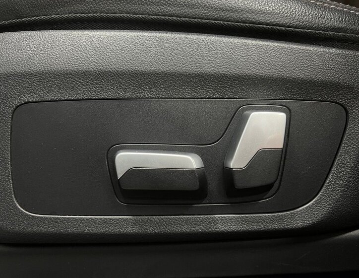 BMW X3 SUV / Terénní 2,0 l 140 kw