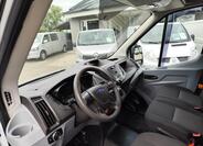 Ford Transit 13