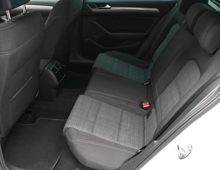 Volkswagen Passat Kombi 2,0 l 110 kw