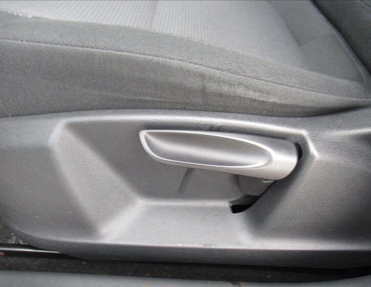 Škoda Yeti SUV / Terénní 1,2 l 77 kw