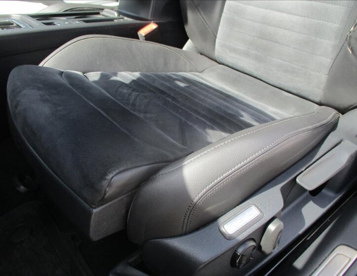 Volkswagen Passat Kombi 2,0 l 140 kw