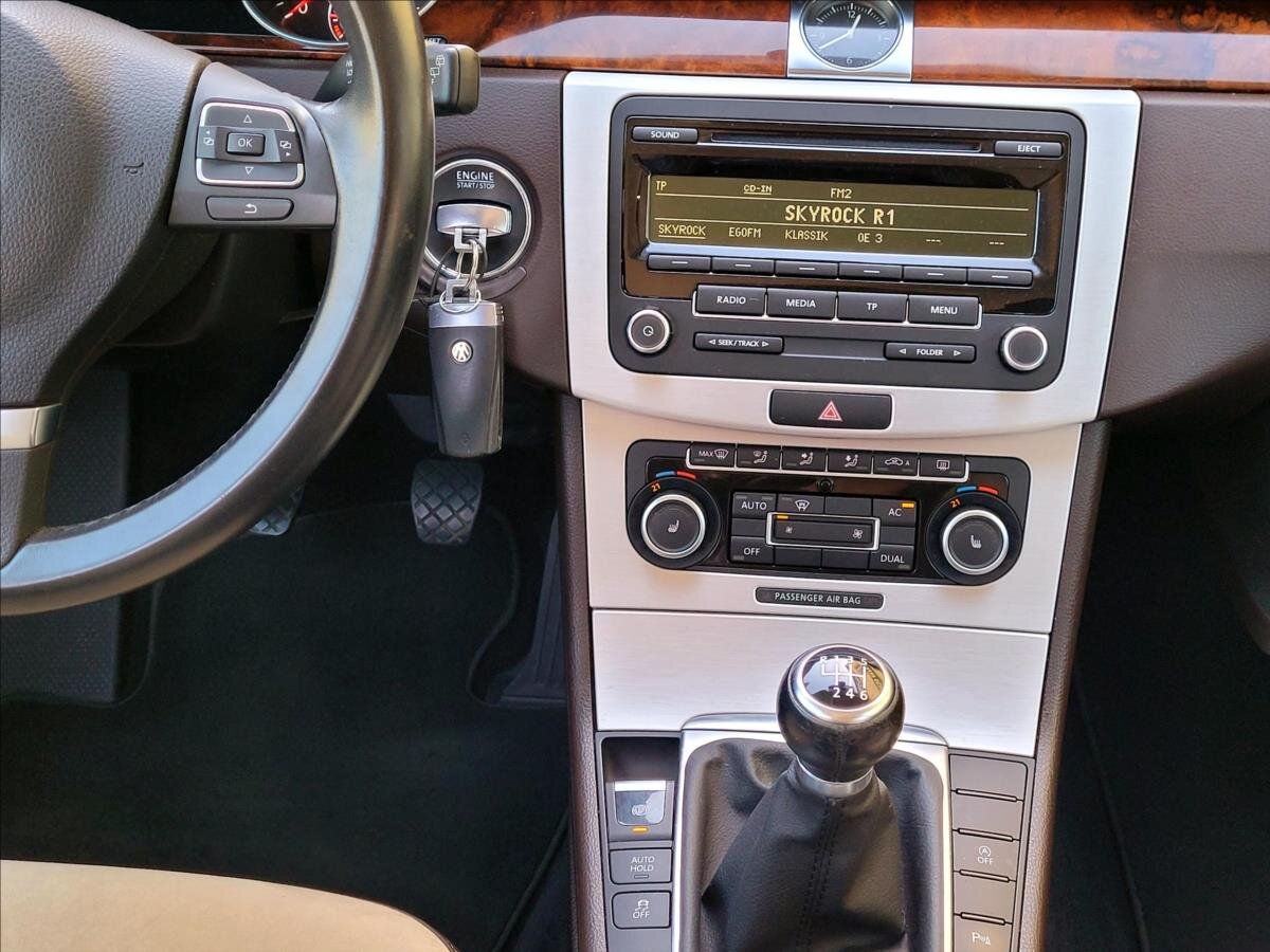 Volkswagen Passat Kombi 1,4 l 90 kw