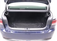 Lexus LS 500h Sedan / Limuzína 3,5 l 220 kw