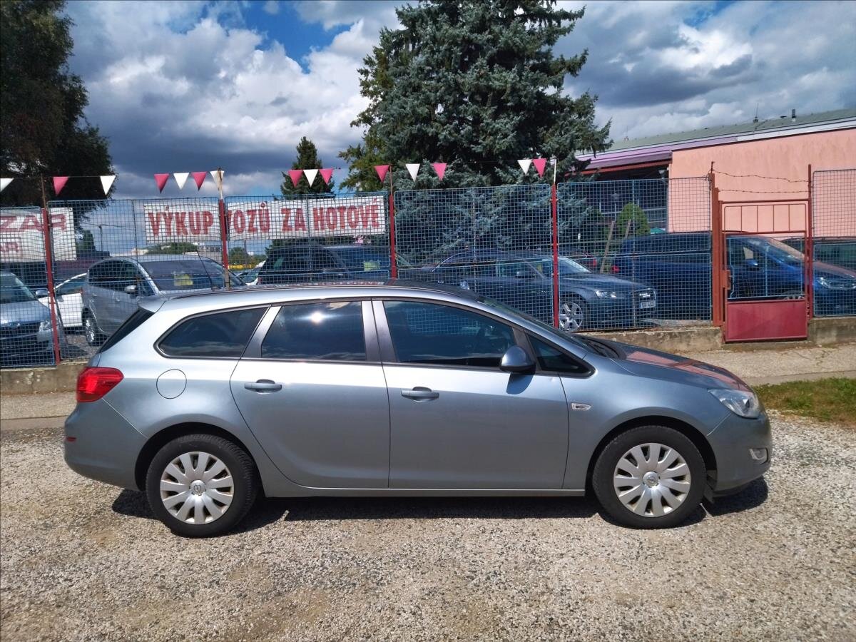 Opel Astra Kombi 1,4 l 88 kw