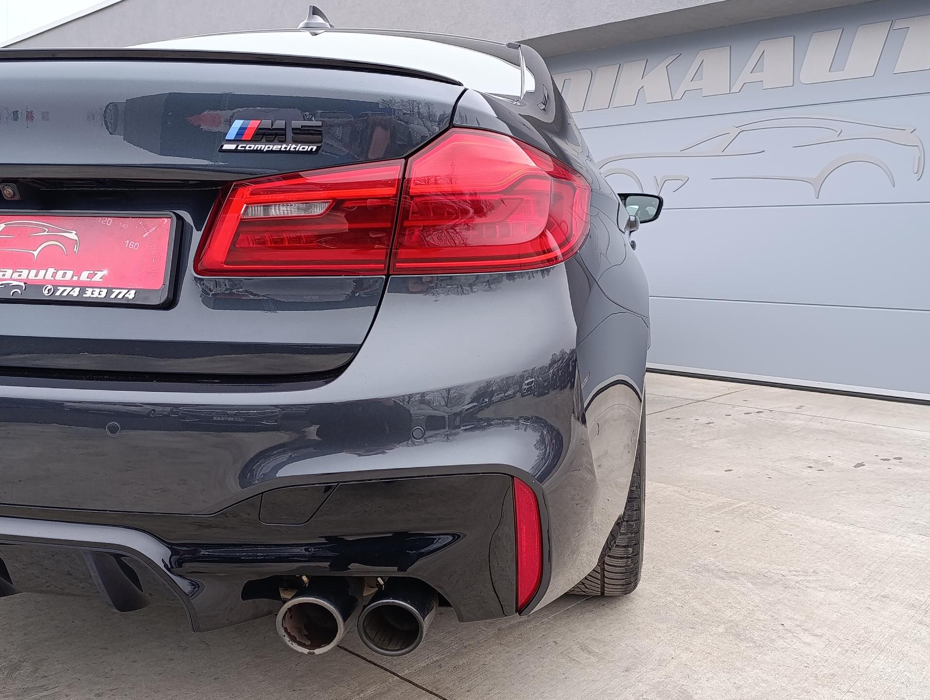BMW M5 Sedan 4,4 l 460 kw