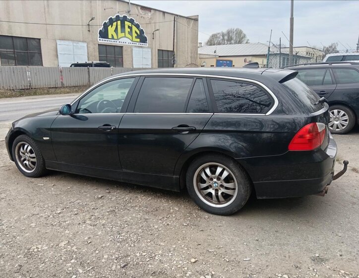 BMW Řada 3 Kombi 2,5 l 160 kw