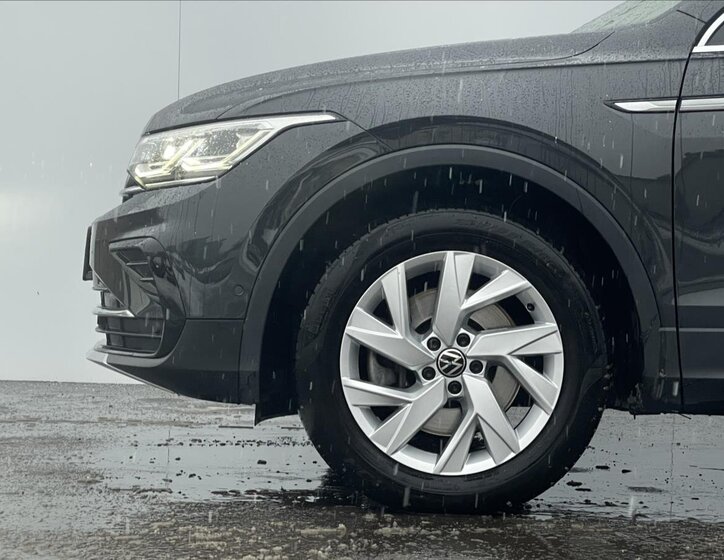 Volkswagen Tiguan 19