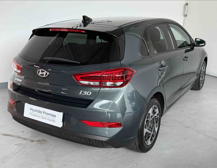 Hyundai i30 4